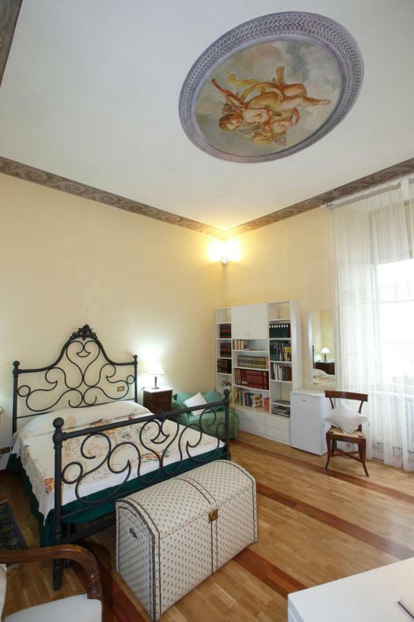 Residenza D'Epoca Montanini Bed & Breakfast Siena Luaran gambar