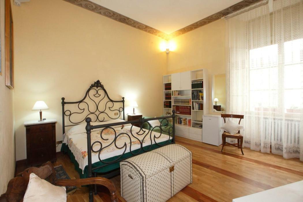 Residenza D'Epoca Montanini Bed & Breakfast Siena Luaran gambar